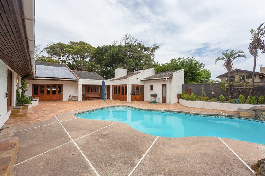 To Let 5 Bedroom Property for Rent in Milnerton Western Cape